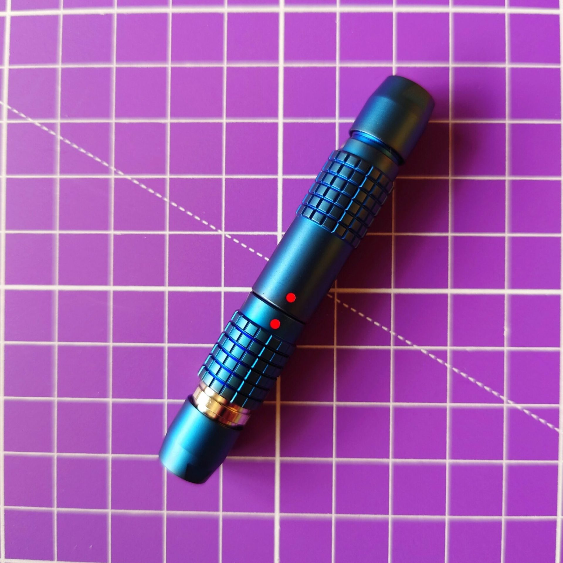 Pearlescent Blue Slim O Connectors by Loopy Looms