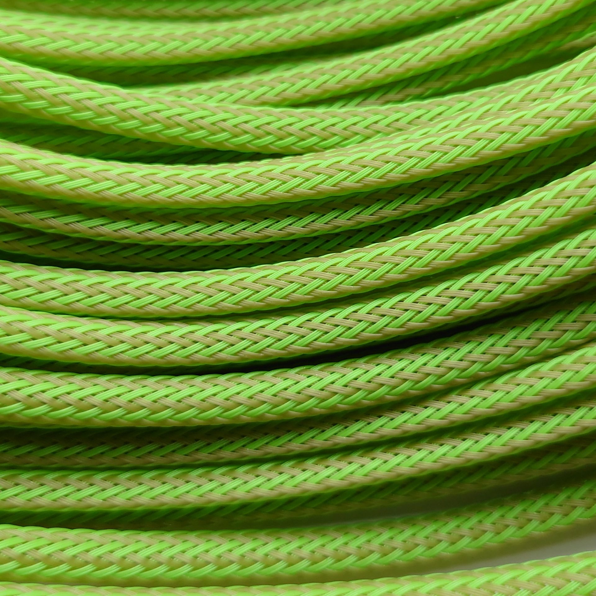Weed Dreams MDPC-X Custom Cable Colour by Loopy Looms